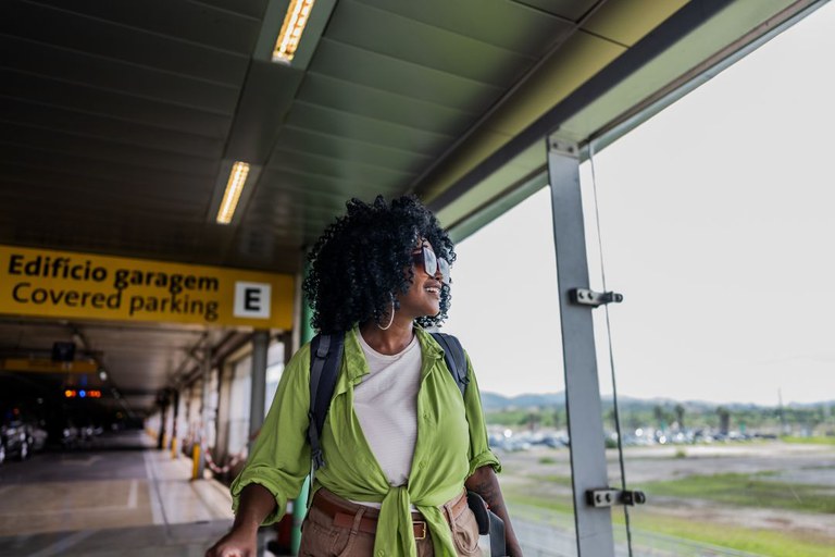Movimentação em aeroportos cresce 6% em março e supera 23 milhões de passageiros no trimestre
