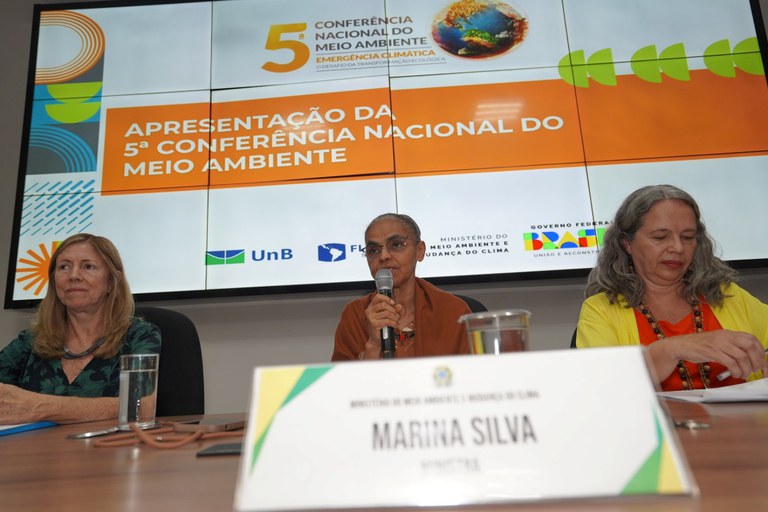 28042025_marina_silva_conferencia.jpg