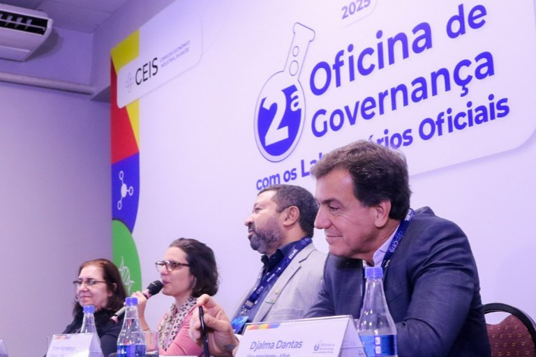 Saúde reforça estratégias com laboratórios oficiais