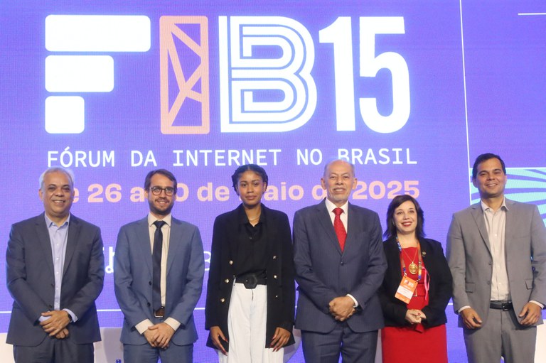 Incubadora de Soluções para o Jornalismo Negro, Periférico e Independente