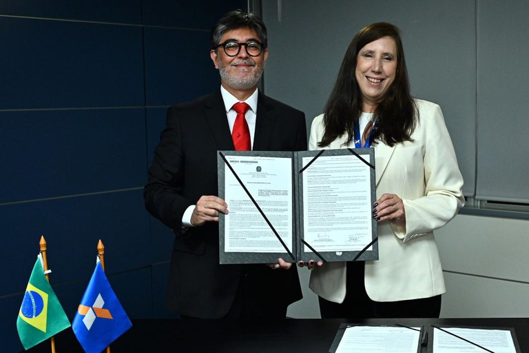 Acordo amplia ações de combate à corrupção e à lavagem de dinheiro