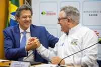 Governo anuncia troca de dívidas da rede privada por atendimento especializado a pacientes do SUS