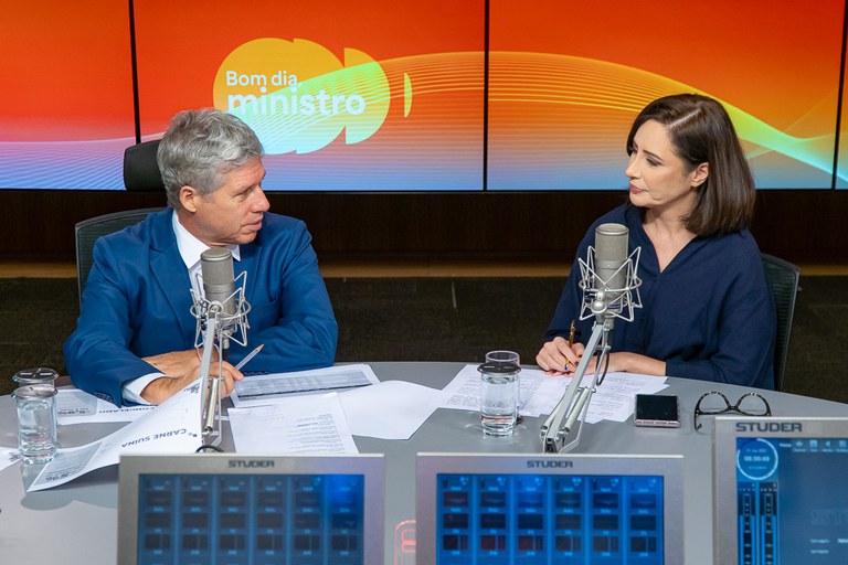 Paulo Teixeira: Desenrola Rural já beneficiou 56 mil famílias de agricultores