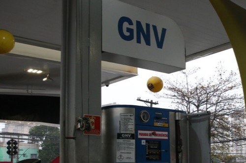 Senacon notifica distribuidoras e apura possível preço abusivo de gás canalizado e GNV