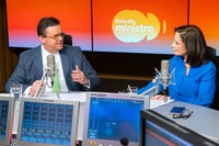 Chegada de novos peritos deve reduzir as filas do INSS, afirma Wolney Queiroz