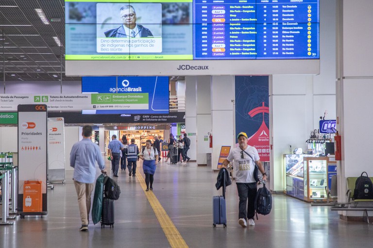 Turismo brasileiro fatura R$ 108 bilhões no 1º semestre de 2025, maior valor desde 2012