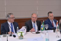 Brasil e Índia firmam acordo para fortalecer produção de vacinas