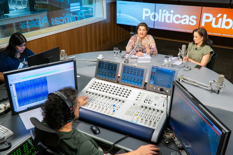 Para Márcia Lopes, conferência nacional amplia leque de políticas para enfrentar a violência contra mulheres