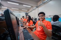Investimento de R$ 1,3 bilhão leva internet para 16,3 mil escolas públicas de difícil acesso