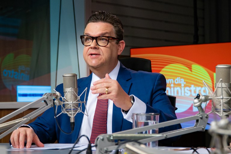 Wolney Queiroz detalha ações de apoio da Previdência às vítimas de tornado no Paraná