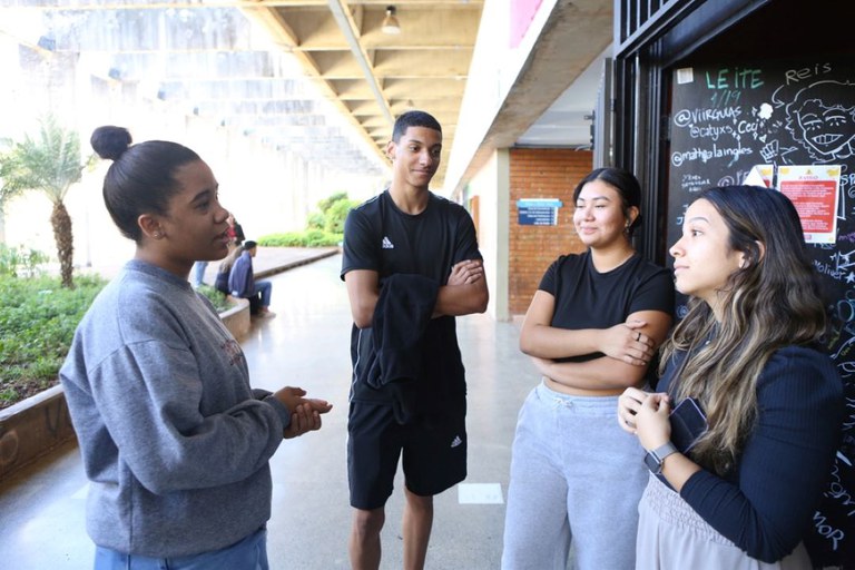 Governo do Brasil recompõe orçamento de instituições federais de ensino