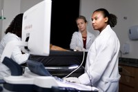 Profissionais da saúde podem realizar cursos gratuitos sobre detecção precoce de cânceres na atenção primária