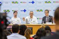 Governo do Brasil anuncia 3 mil novas bolsas de residência médica e edital para contratação de 900 especialistas no SUS