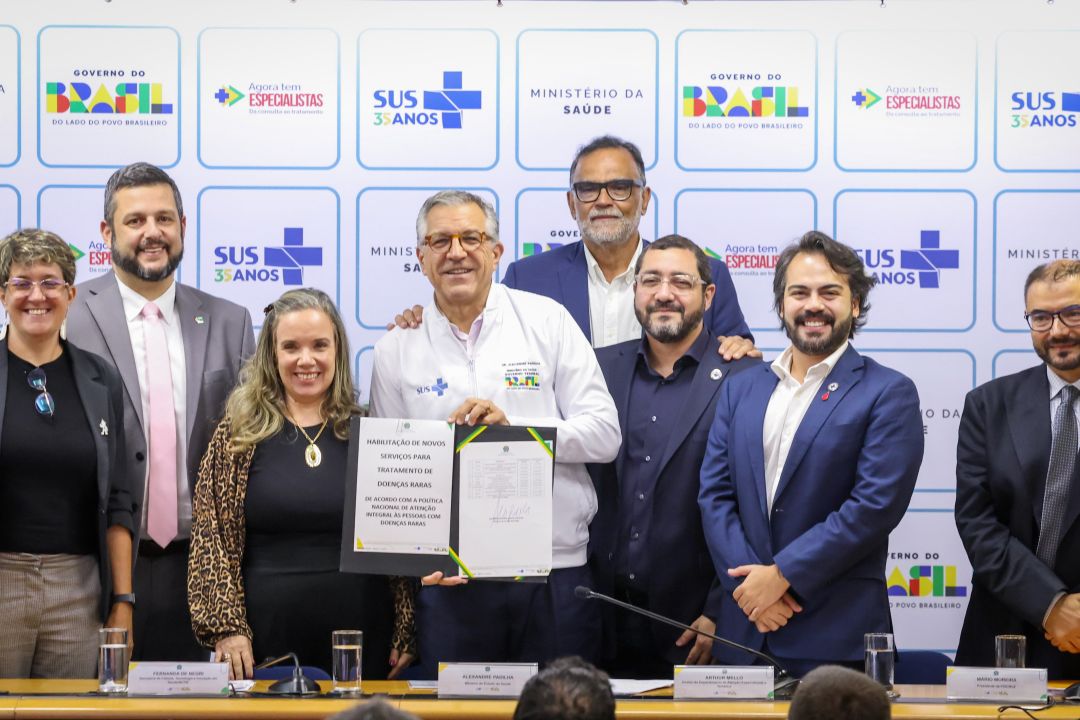 Com início histórico do estudo clínico de fase 1, Brasil avança no tratamento da doença e será referência na medicina de precisão na América Latina. Medicamento pode ampliar qualidade e expectativa de vida dos pacientes