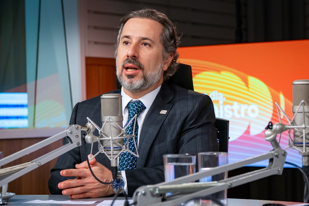 Entrevistado no Bom Dia, Ministro, Vinicius de Carvalho destaca pesquisa que revela aumento da confiança nas instituições públicas e detalha agenda de combate à corrupção