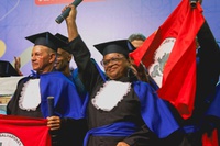 Governo do Brasil lança plataforma para facilitar acesso de jovens e adultos à educação