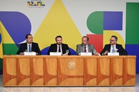 Governo do Brasil amplia ações para conter alta nos preços de combustíveis