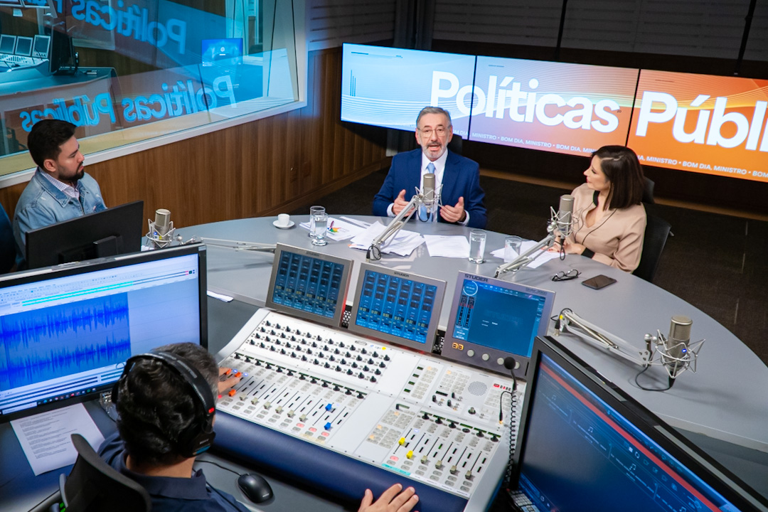 Em entrevista ao Bom Dia, Ministro, titular do Desenvolvimento, Indústria, Comércio e Serviços afirma que a Nova Indústria Brasil impulsiona emprego, renda e sustentabilidade em todas as regiões do país e reforça que o fim da escala 6x1 está entre as prioridades do governo