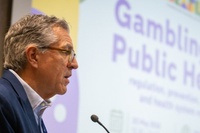 Brasil assume protagonismo nos debates para regulação de apostas eletrônicas na Assembleia da Organização Mundial da Saúde