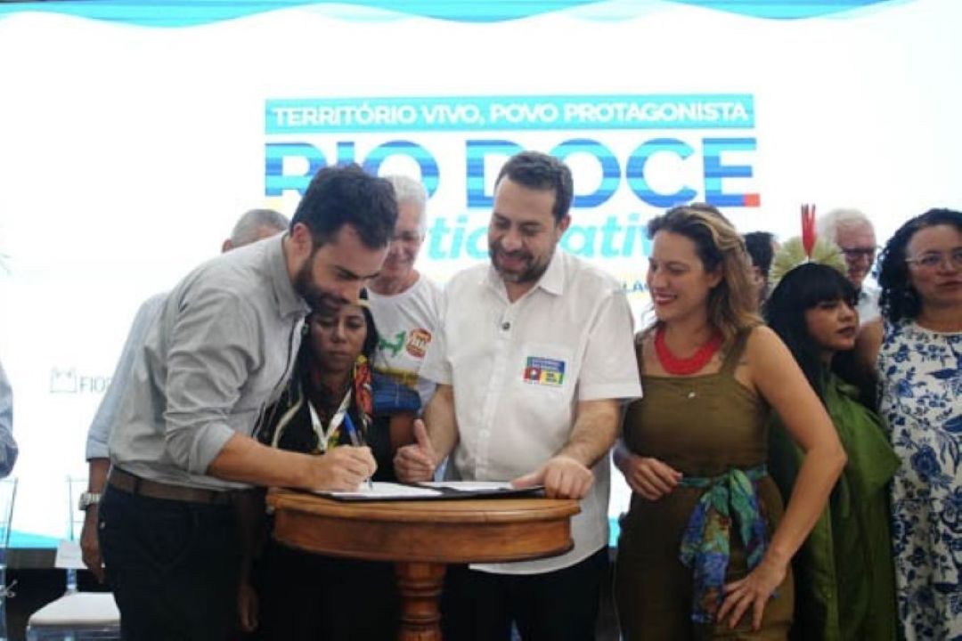 Projetos de até R$ 400 mil terão foco em ações mais próximas da comunidade e os até R$ 23 milhões em ações estruturantes que ajudem a desenvolver regiões inteiras afetadas pelo rompimento da barragem de Fundão. Lançamento foi em Governador Valadares-MG e contou com a participação do ministro Guilherme Boulos.