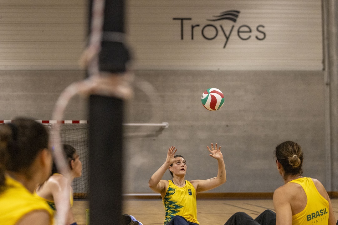 Com título mundial na bagagem, vôlei sentado feminino busca final inédita
