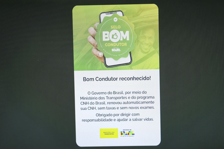 Renovação automática da CNH gera economia para milhões de motoristas em todo o país