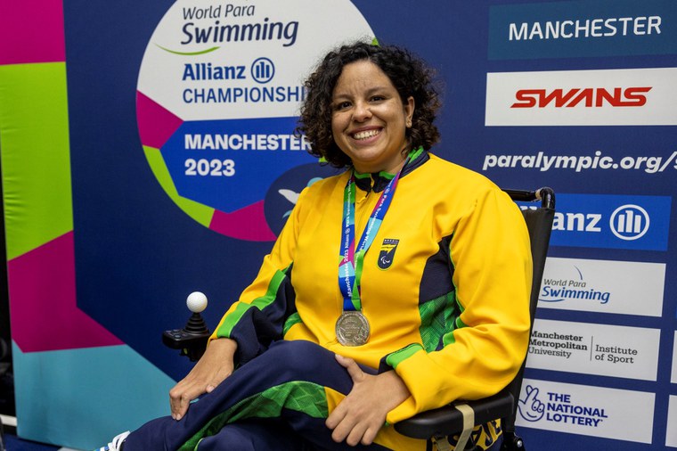 Edênia Garcia e a 19ª medalha conquistada na história dos mundiais paralímpicos: presença frequente no Bolsa Atleta desde 2005. Foto: Ale Cabral / CPB