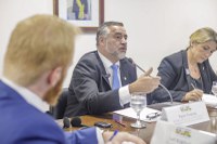 Brasil e países nórdicos discutem comunicação para crianças e adolescentes