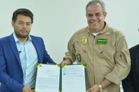 Governo Federal assina contrato para distribuição de cestas de alimentos aos Yanomami