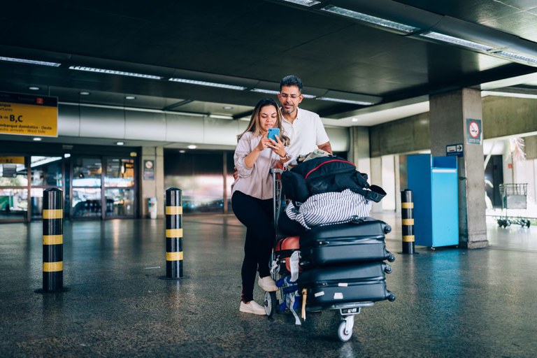 Turistas internacionais deixaram R$ 3,95 bilhões no Brasil, em janeiro de 2024, maior valor da série histórica