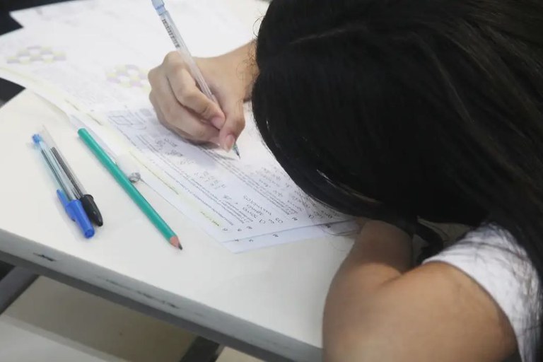 Enem 2024: Inep publica edital com período de inscrição e datas de aplicação das provas