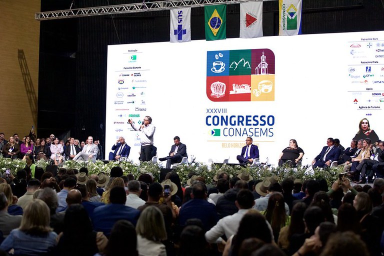 Governo Federal anuncia investimento de R$ 834 milhões para fortalecer o SUS