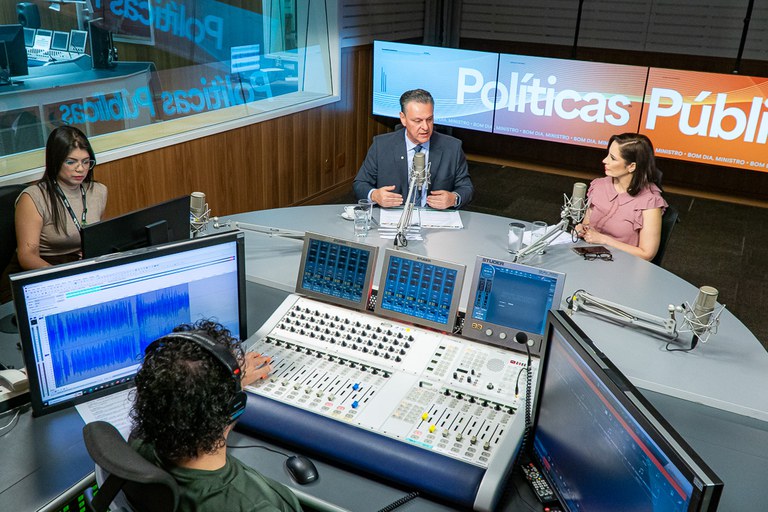 Fávaro celebra “recorde absoluto” de novos mercados para o Brasil: 437