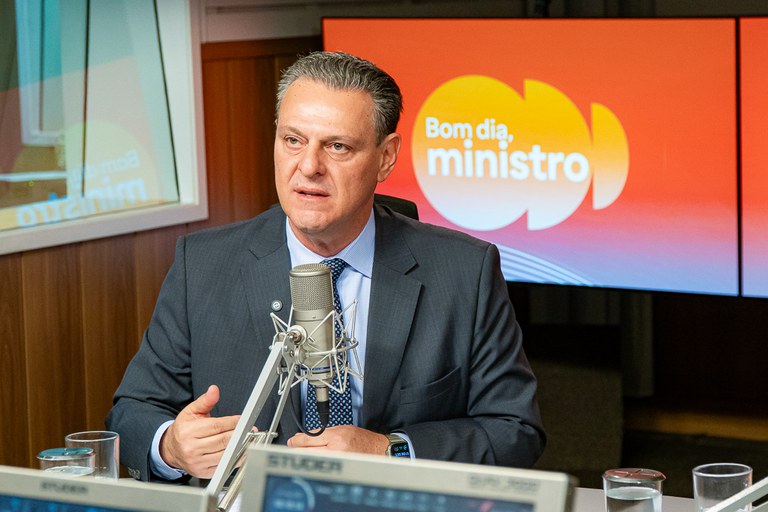 Fávaro detalha MP com crédito de R$ 12 bilhões para renegociação de dívidas de produtores rurais