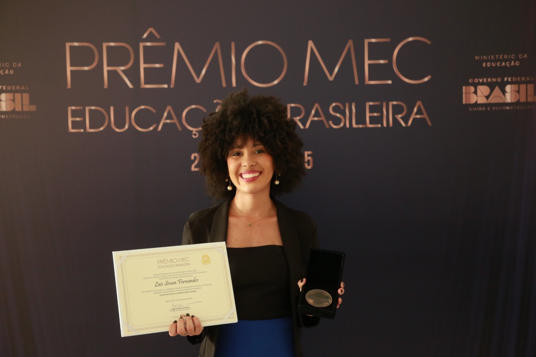22102025_mec_premio.jpg