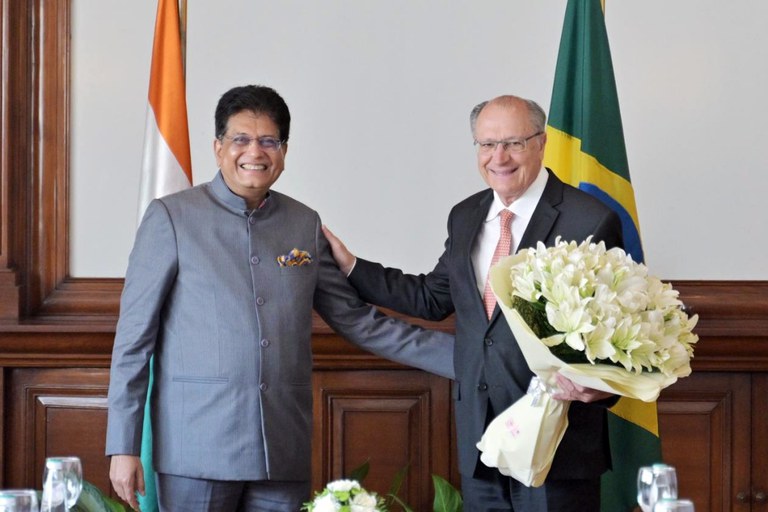 16102025_brasil_india.jpg