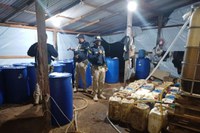 Governo do Brasil apreende 9 mil litros de diesel e 4 toneladas de alimentos em ação contra garimpo e contrabando em Roraima