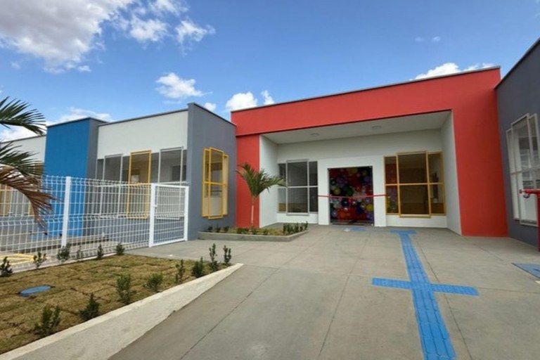 Governo do Brasil lança fundo de R$ 20 bilhões para estados e municípios ampliarem infraestrutura de educação e saúde