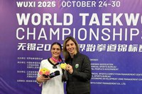 Maria Clara Pacheco faz história e é campeã mundial de taekwondo