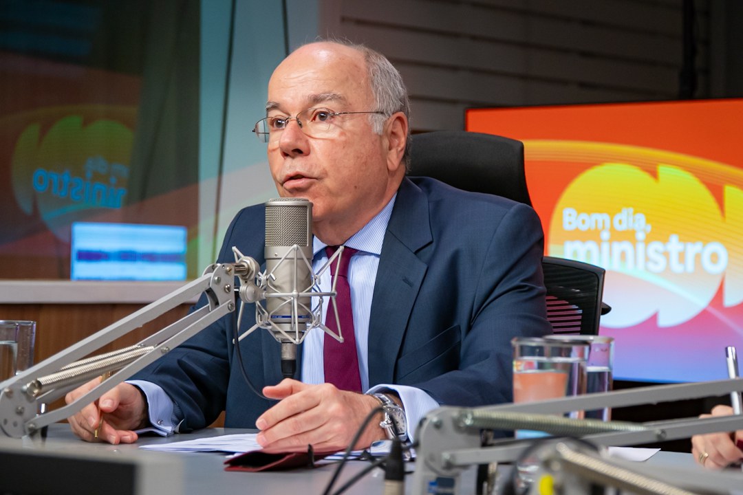 Entrevistado por profissionais de rádios e portais no Bom Dia, Ministro desta quinta-feira (18), titular das Relações Exteriores também fez um balanço das ações do Itamaraty em 2025