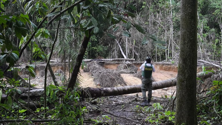 ANM indefere pedidos de pesquisa e mineração em terras Yanomami - imagem-