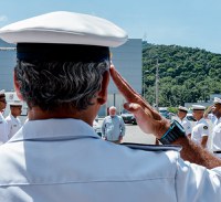 “General” da Marinha não puniu presidente por navios iranianos