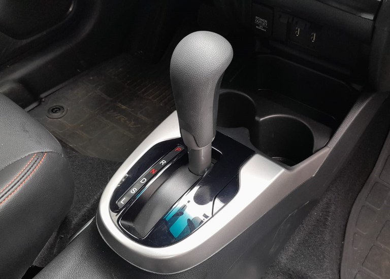 Não existe multa por CNH para câmbio automático