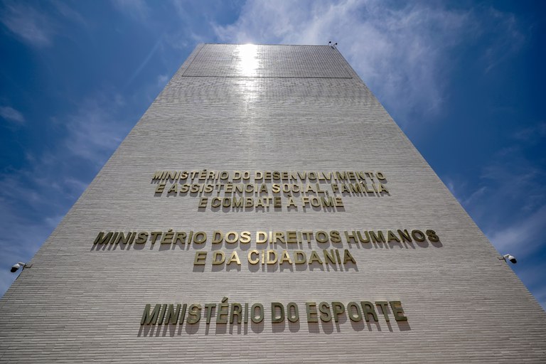 Não existe projeto de capacitação para falso "Programa Brasil Sem Fome"