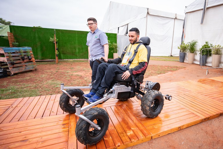 Bicicletas e cadeiras de rodas não pagam IPVA