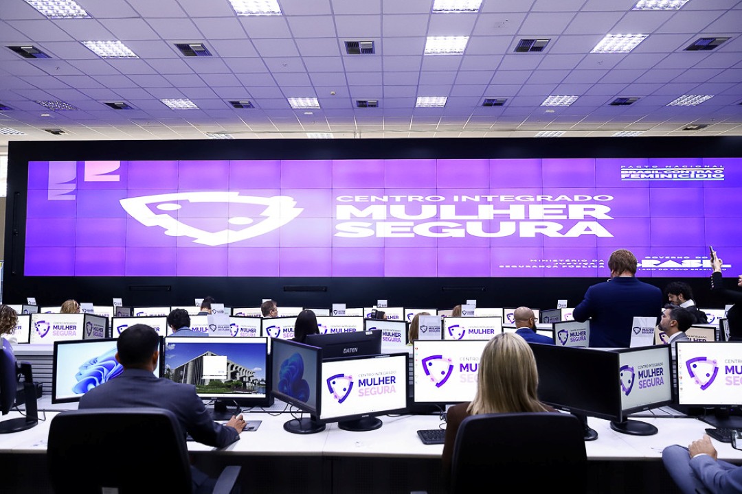 Governo do Brasil amplia combate ao feminicídio com pacto nacional, centro de inteligência e mais de 5 mil prisões