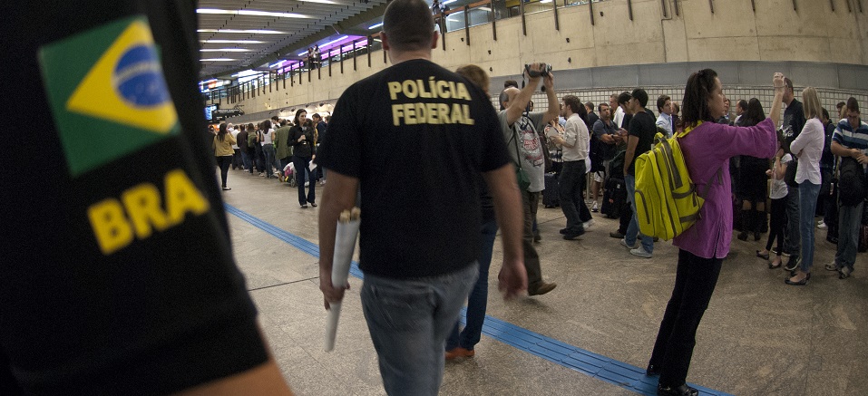 policiafederalaeroporto.jpg