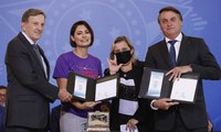 Decretos do presidente Bolsonaro criam Comitê de Doenças Raras e Prêmio de Acessibilidade