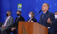Presidente Bolsonaro assina MP que moderniza o ambiente de negócios no País