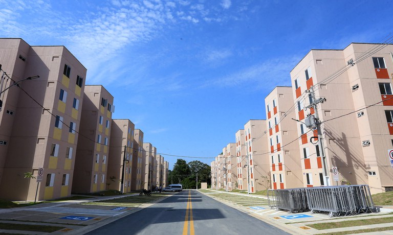 CASA VERDE E AMARELA.jpg